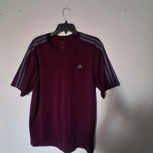 Adidas Men's Maroon T-Shirt with Gray Stripes Size L Short Slevee Pre-owned